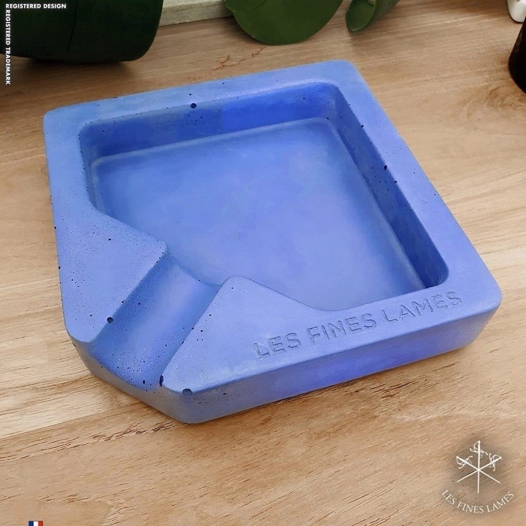 Cinzeiro concreto p/1 charuto LES FINES LAMES Monad azul