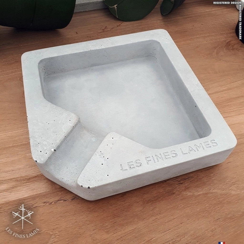 Cinzeiro concreto p/1 charuto LES FINES LAMES Monad cinza