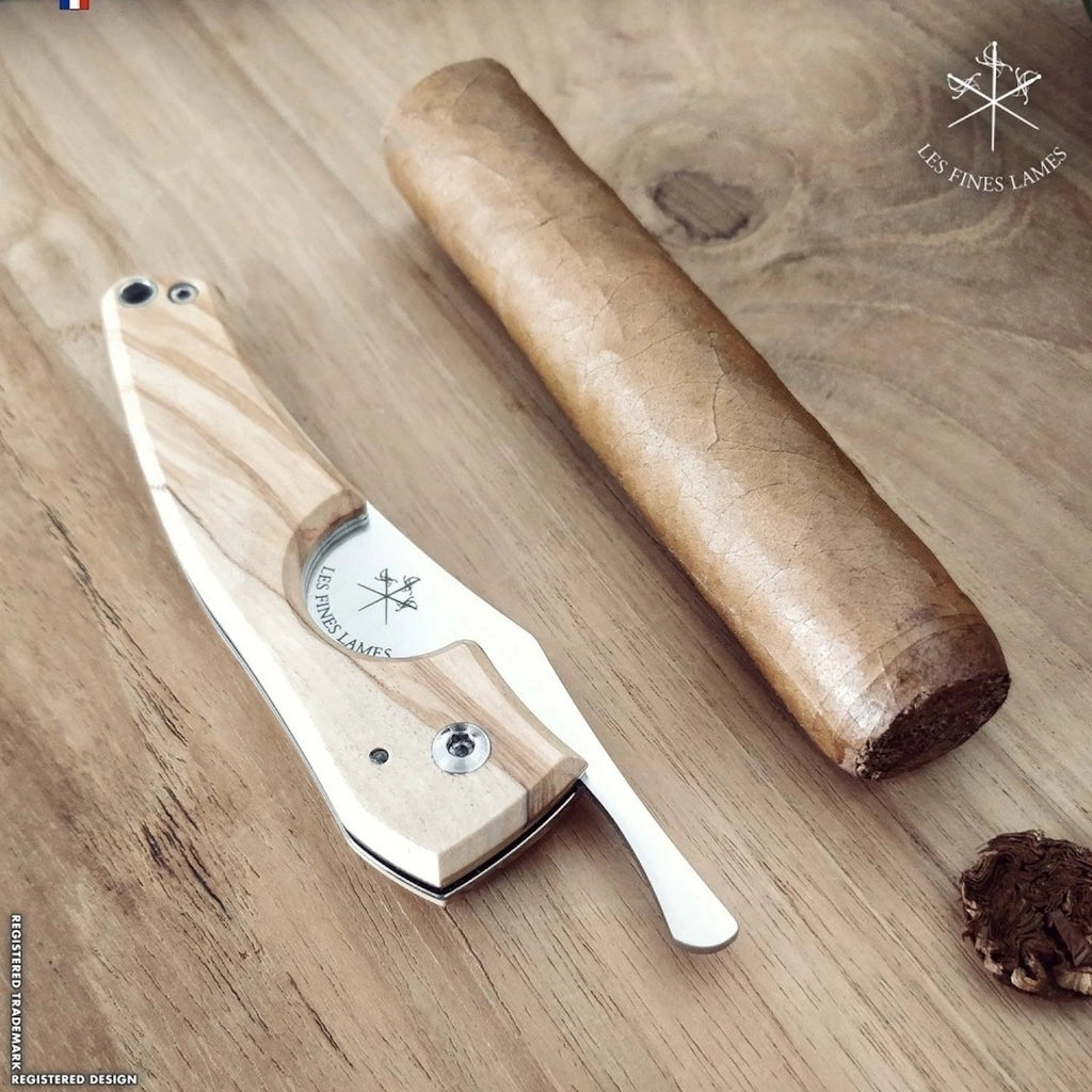 Cortador charutos LES FINES LAMES Le Petit olive wood