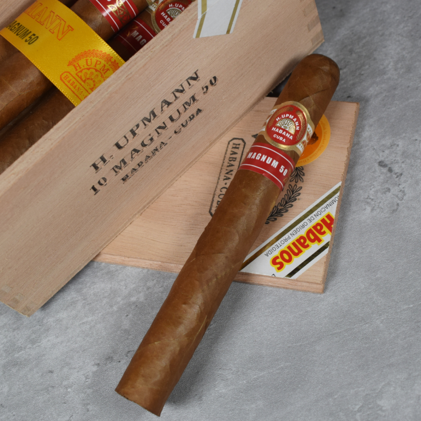 H. Upmann Magnum 50